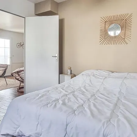 3 Bedroom Lovely In 度假居