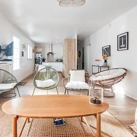3 Bedroom Lovely In * 莱斯波特斯